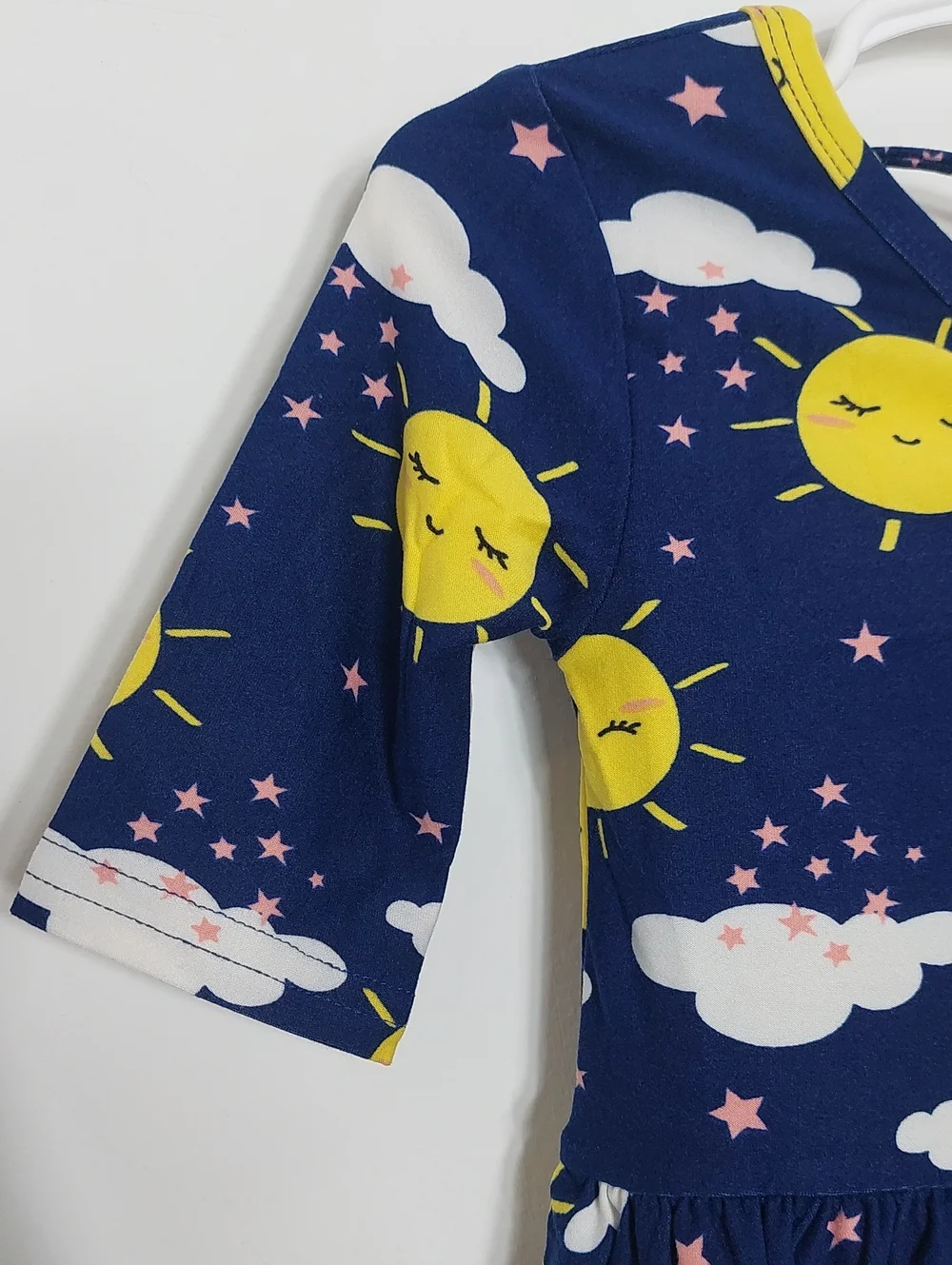 Dot Dot Smile brand new